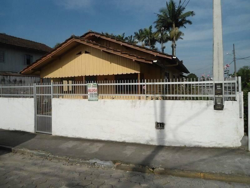 Kitnet com 1 quarto para Locação, Centro - Gaspar - Kitnet em Centro, Gaspar - para locação - Tomio Imoveis Ltda