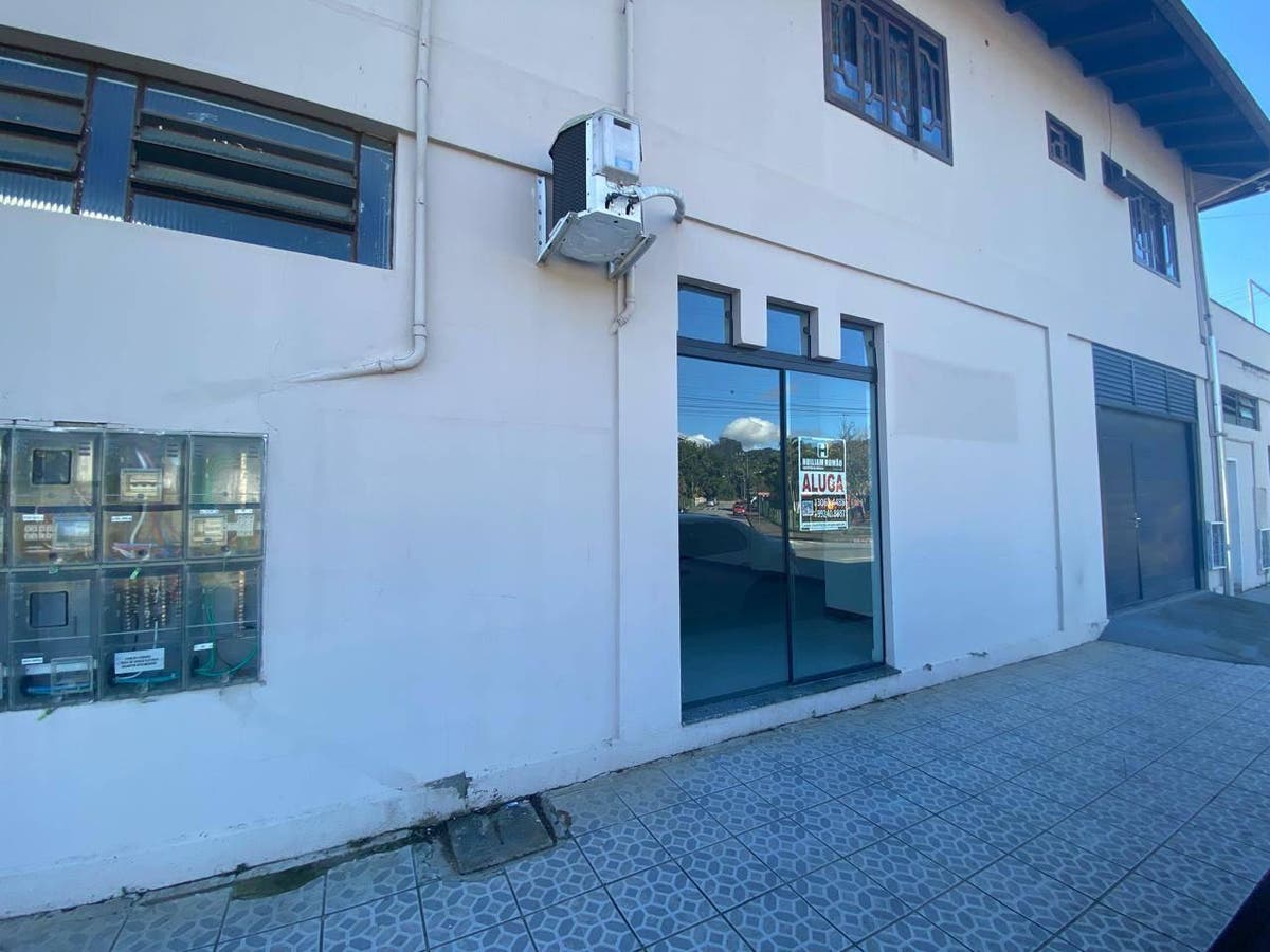 Sala Comercial Ampla para Locação no Bairro João Tozini - Comercial em João Tozini, Corupá - para locação - CONSTRUTORA O.R. LTDA