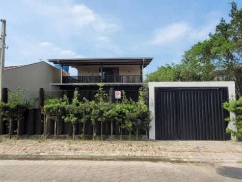 Casa com 3 Quartos á Venda - Bairro Mariscal - Bombinhas/SC - Casa em Mariscal, Bombinhas - à venda - PRIME INVESTIMENTOS