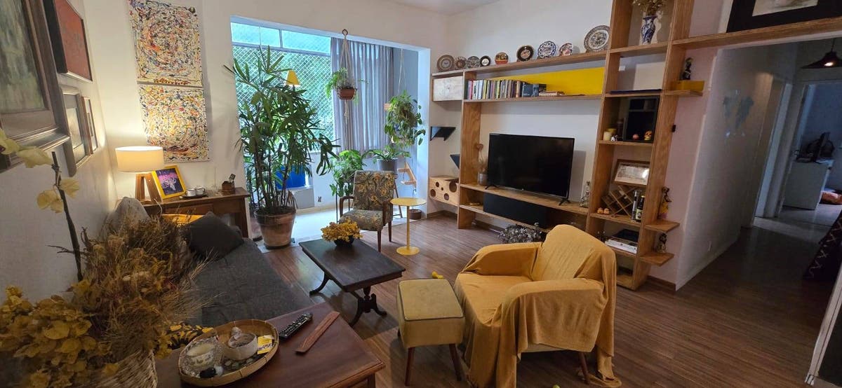 APARTAMENTO À VENDA RUA MIGUEL GUSTAVO (VILA ISABEL) - VERDADEIRO RECANTO NO BAIRRO. VARANDA INTERNA, SALA EM 2 AMBIENTES, 3 QUARTOS SENDO 1 SUÍTE, 1 BANHEIRO SOCIAL, COPA COZINHA E ÁREA DE SERVIÇO - 100 M² - 1 LANCE DE ESCADA P/ ACESSAR O IMÓVEL. 1 VAGA. - Apartamento em Maracanã, Rio de Janeiro - à venda - MIGUEZ IMOBILIÁRIA