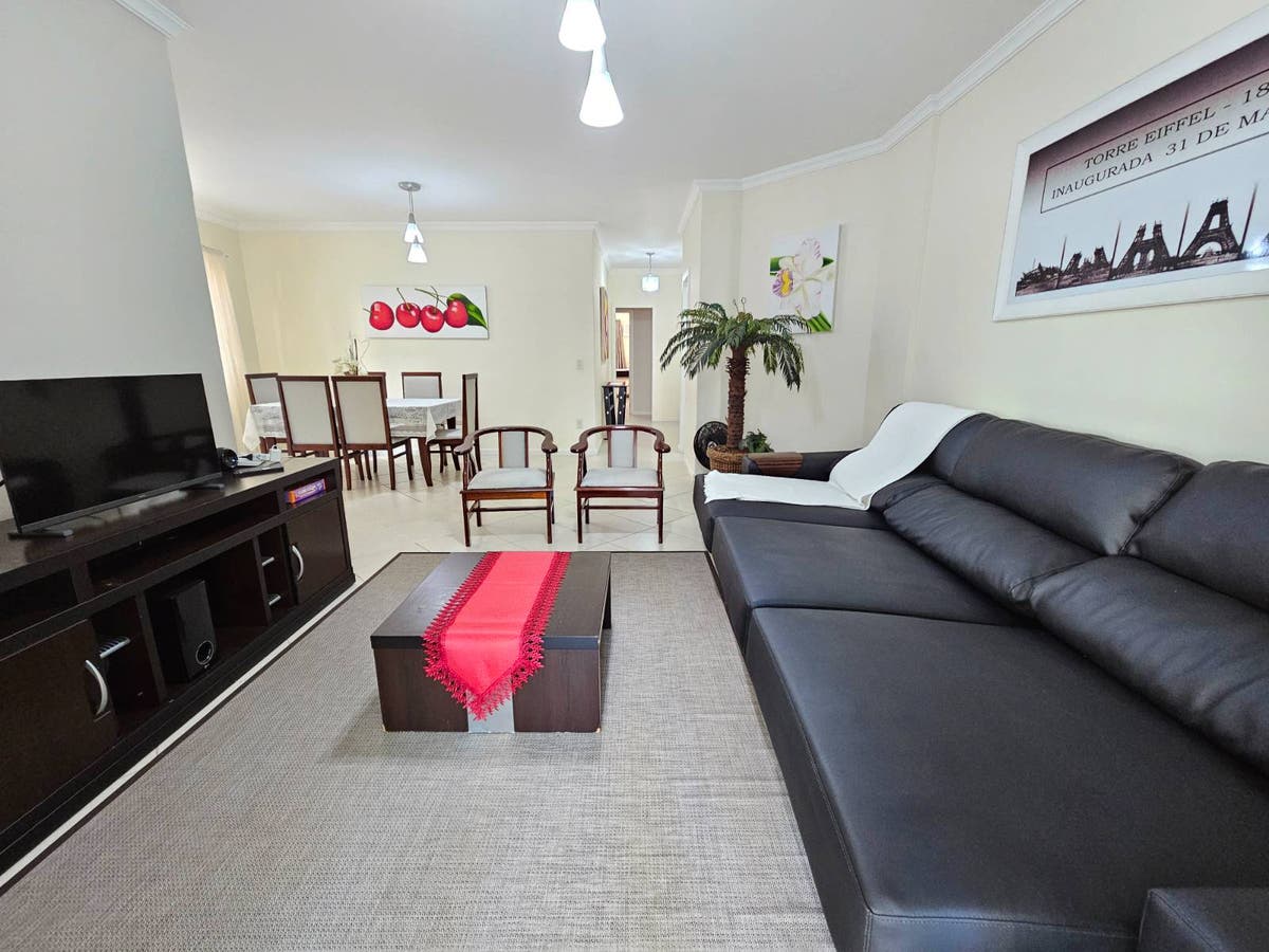 Apartamento de 3 suíte bem localizado, inteiramente mobiliado - Apartamento em MEIA PRAIA, Itapema - para temporada - SAVOIA IMÓVEIS