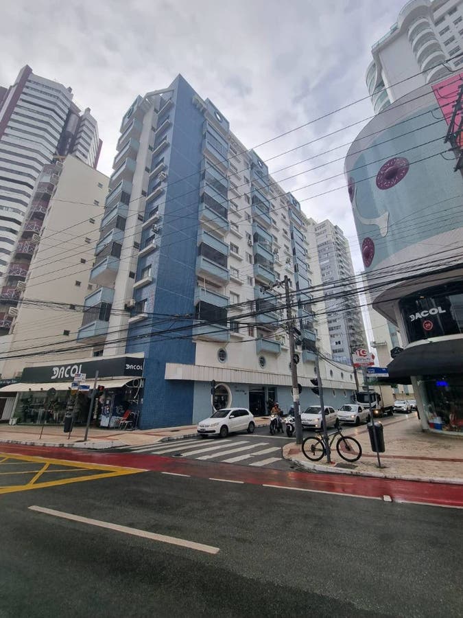 VENDA DE APARTAMENTO NA AVENIDA BRASIL EM BALNEÁRIO CAMBORIÚ