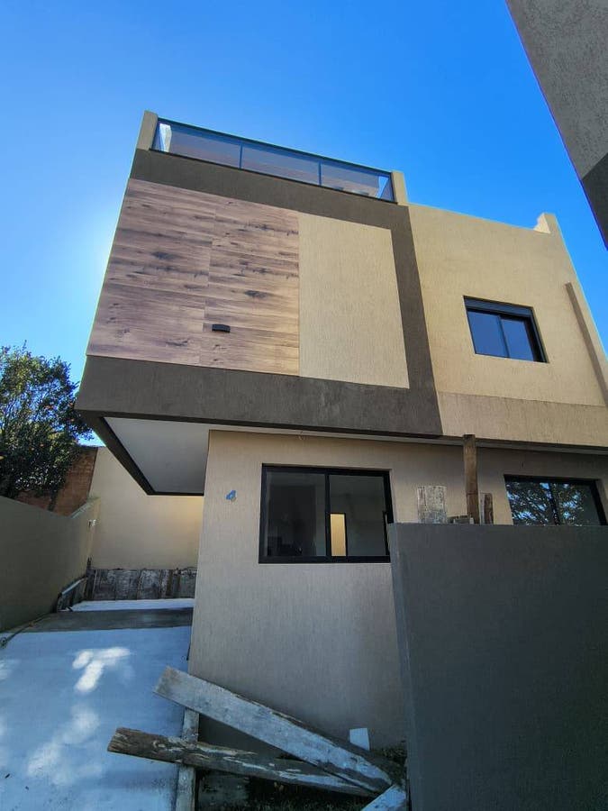 Sobrado à venda no bairro Bairro Alto - Sobrado em Bairro Alto, Curitiba - à venda - EVALGRANDE CONSULTORIA IMOBILIARIA LTDA
