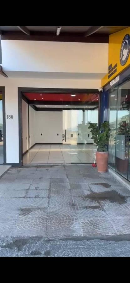 Fachada comercial