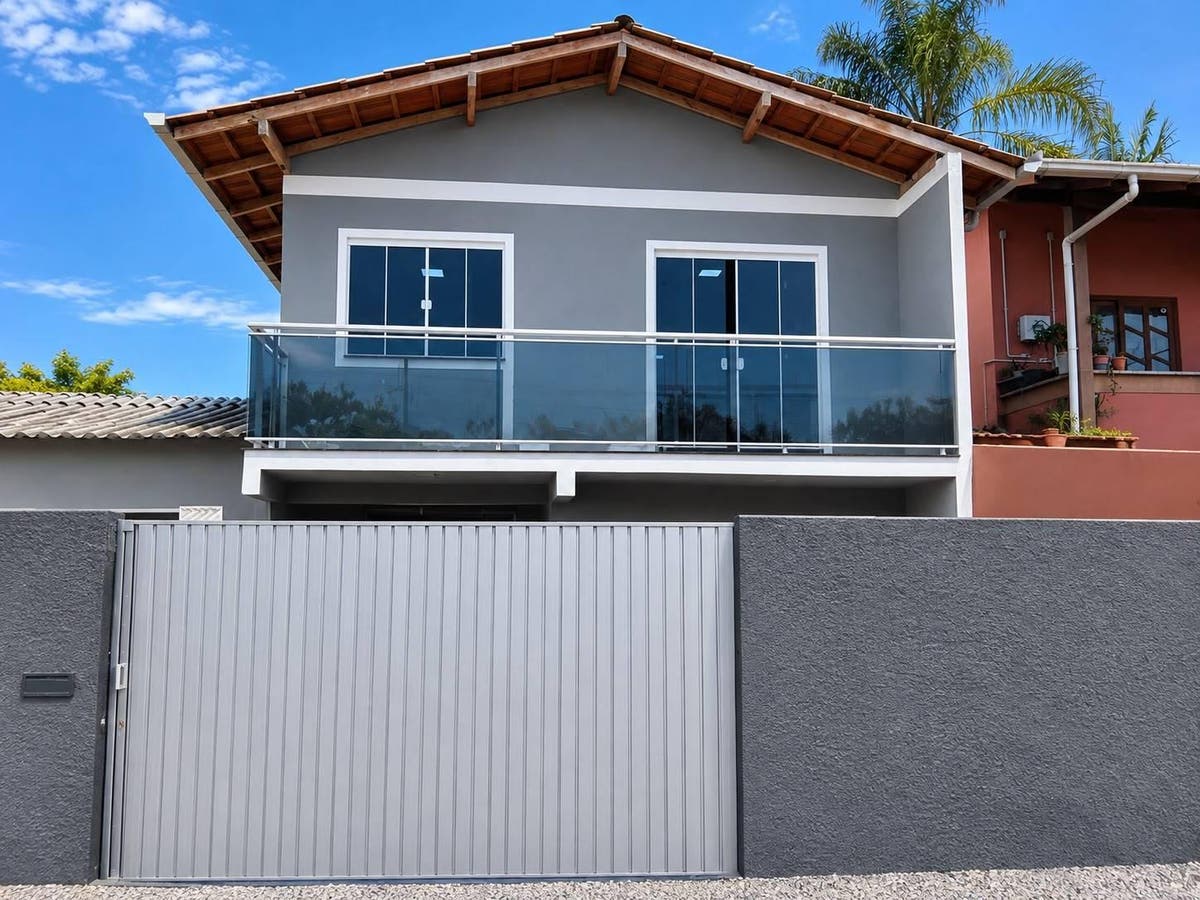 Casa com 3 quartos para Locação, Lagoa - Gaspar - Casa em Lagoa, Gaspar - para locação - Tomio Imoveis Ltda