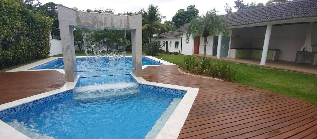 Casa de Condomínio de 1.030m² com 4 Suítes na Barra da Tijuca, Rio de Janeiro. - Casa de Condomínio em Barra da Tijuca, Rio de Janeiro - à venda e para locação - Ativa Imobiliária LTDA