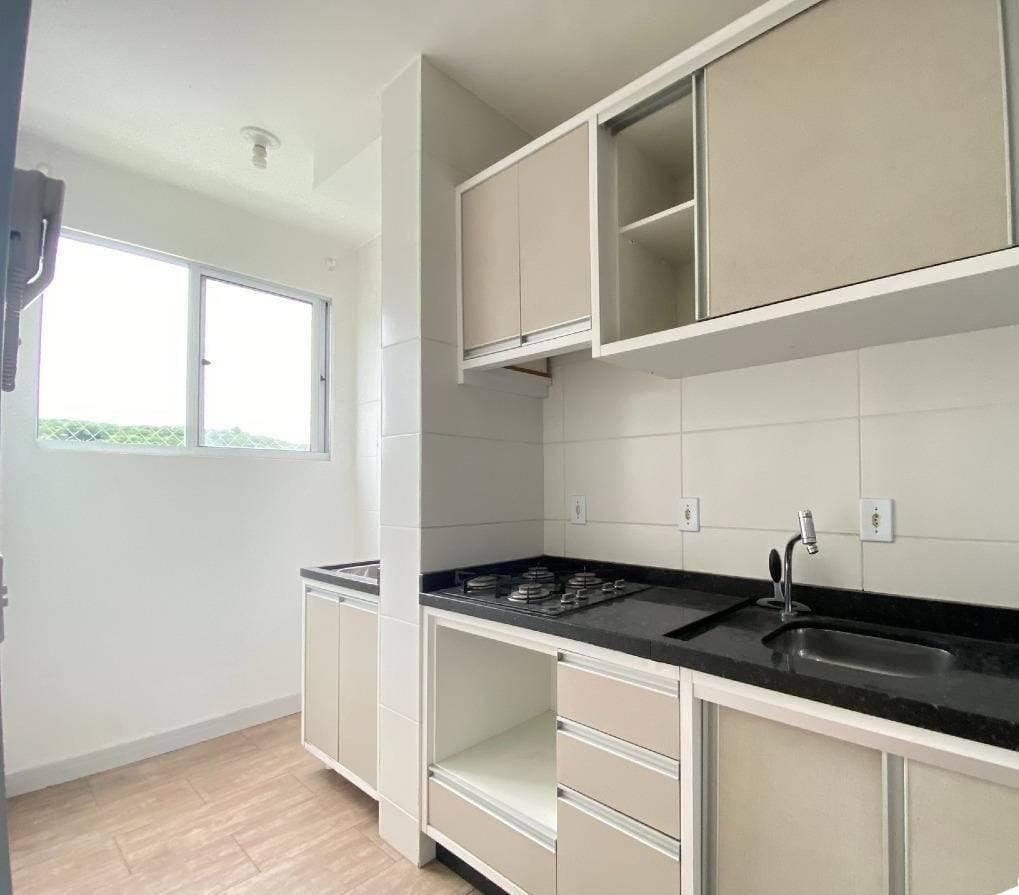 Apartamento com 3 quartos semimobiliado, à venda no Parque Guarani - Joinville - Apartamento com elevador em Parque Guarani, Joinville - à venda - IMOBILIARIA BORBA