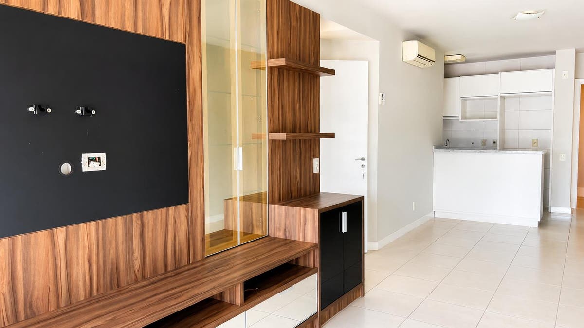 Apartamento para Locação Anual Semimobiliado, 3 Quartos (1 suíte), 2 Vagas de Garagem, Residencial Costa Marina, Fazenda / Beira-Rio, Itajaí-SC - Apartamento em Fazenda, Itajaí - para locação - I3 CORRETORES ASSOCIADOS S/S