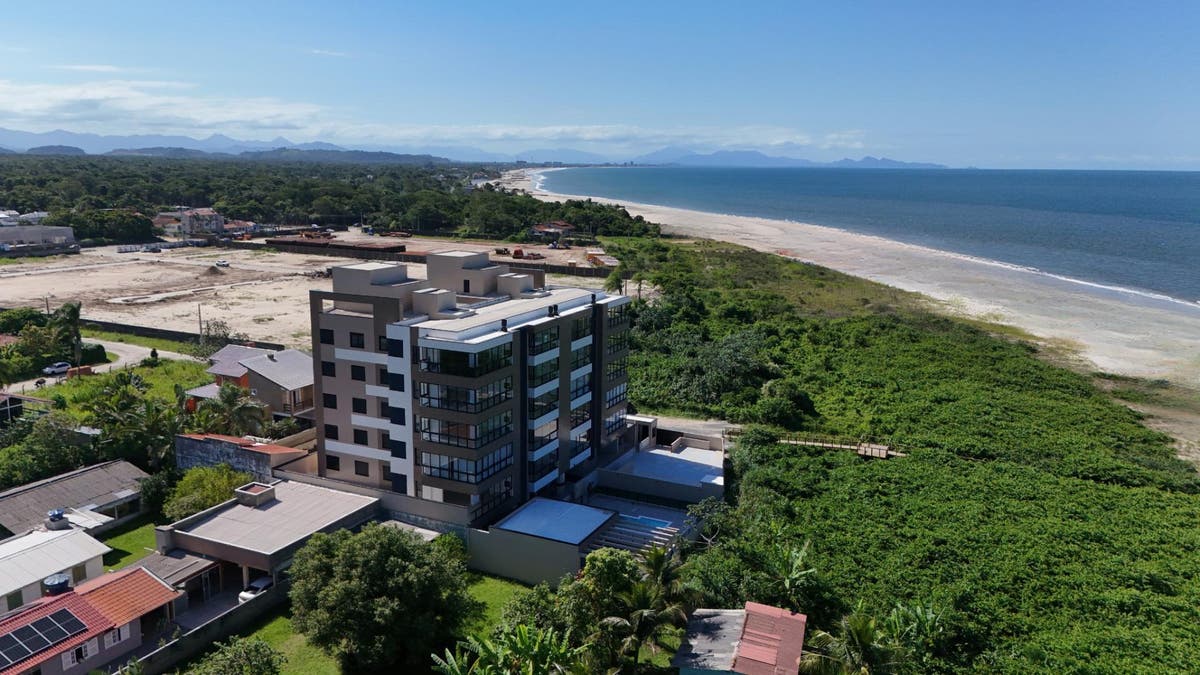 Apartamento Frente Mar no Residencial Ilha da Paz em Itapoá-Sc - Apartamento em Pontal do Norte, Itapoá - à venda - SBGLOBAL Imobiliária