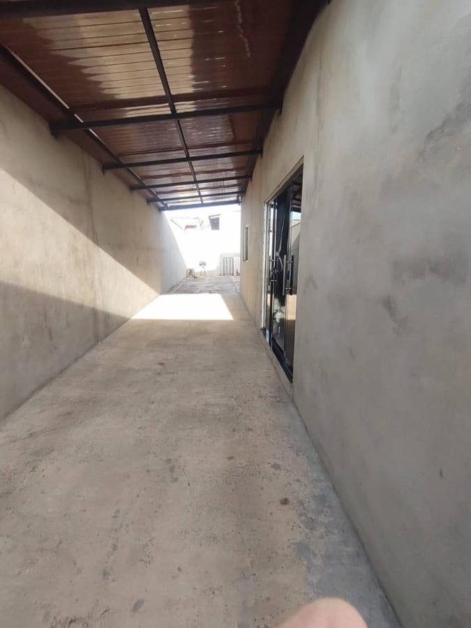 Casa com 2 quartos, 1 suíte