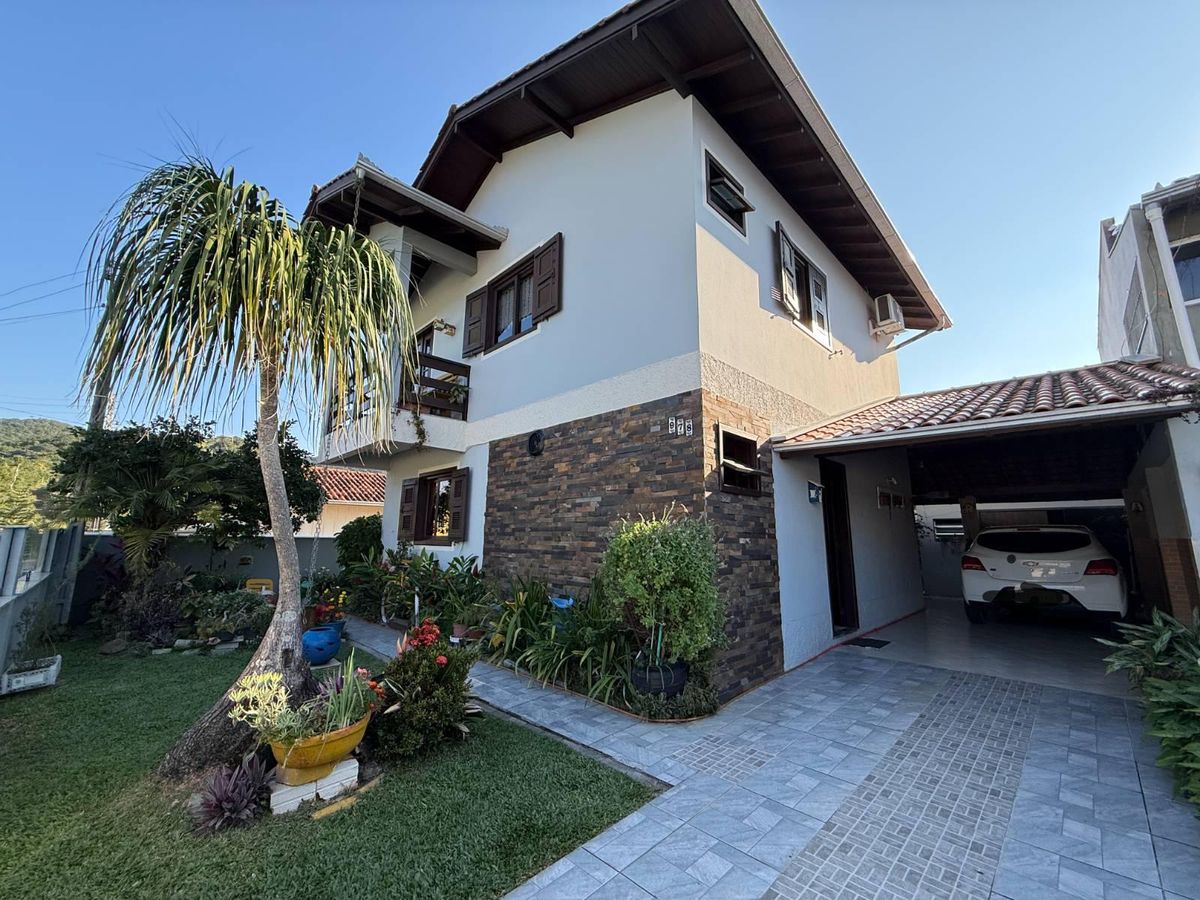 Casa 3 quartos à venda Bombinhas SC - Casa em José Amândio, Bombinhas - à venda - Imobiliária Rota do Sol