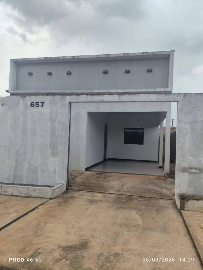 Casa com 3 quartos, 1 suíte
