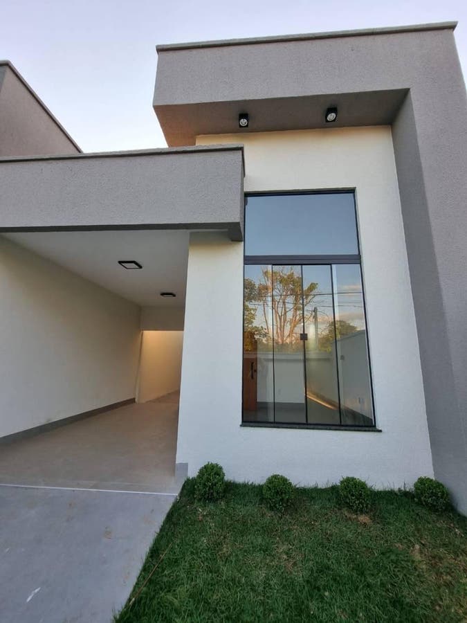 CASA COM 3 QUARTOS NO GOIÂNIA 2, NÃO GEMINADA E COM EXCELENTE PROJETO! - Casa em Goiânia 2, Goiânia - à venda - Correia Imóveis