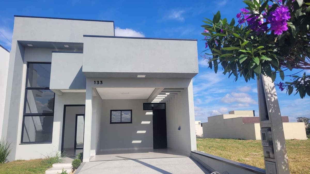 Casa com 3 quartos à Venda, Residencial e Comercial Bosque da Imperatriz - Pindamonhangaba - Casa em Residencial e Comercial Bosque da Imperatriz, Pindamonhangaba - à venda - EDSON DERRICO IMOVEIS LTDA