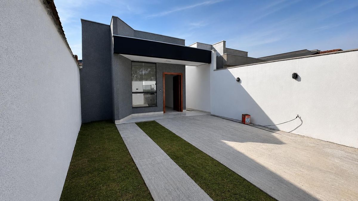 Linda Casa 3 Quartos com Suíte – Jardim Casa Branca | Betim - Casa em Jardim Casa Branca, Betim - à venda - Via M Empreendimentos Imobiliários Ltda