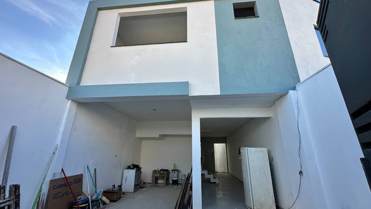 CASA NOVA EM FASE DE ACABAMENTO | 2 SUÍTES | MONTE VERDE – BETIM - Casa Geminada em Monte Verde, Betim - à venda - Via M Empreendimentos Imobiliários Ltda