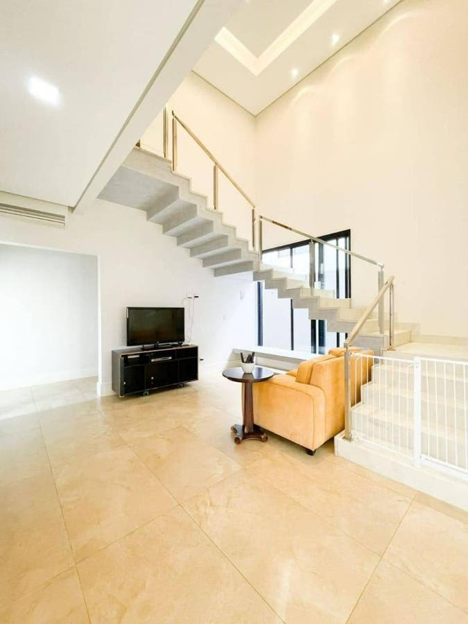 Foto 14 — Sobrado disponível para locação no Condomínio Villa Capri, Rio Verde-GO