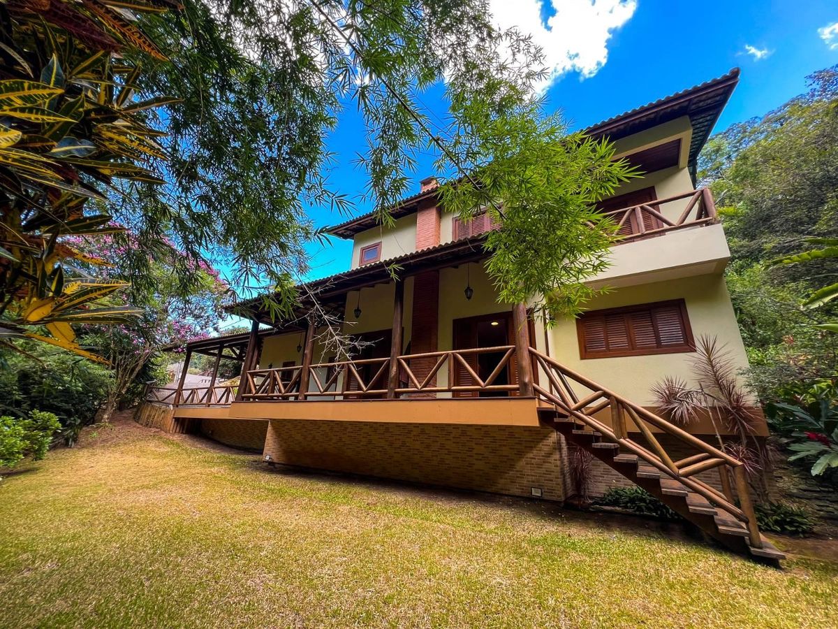 Casa alto padrão em Domingos Martins - Casa em Centro, Domingos Martins - à venda - Majoris Imóveis Ltda