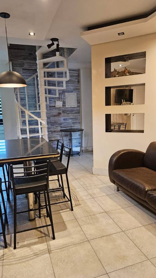 Cobertura duplex 2 quartos a 50 metros da Praia de Bombinhas Centro - 2