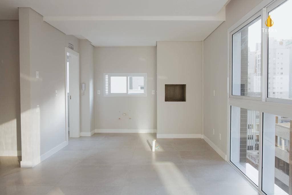 Apartamento a venda no Residencial Catharina localizado no Centro em Balneário Camboriú. - Apartamento em Centro, Balneário Camboriú - à venda - IMOBILIÁRIA TERRA ITAJAI LTDA