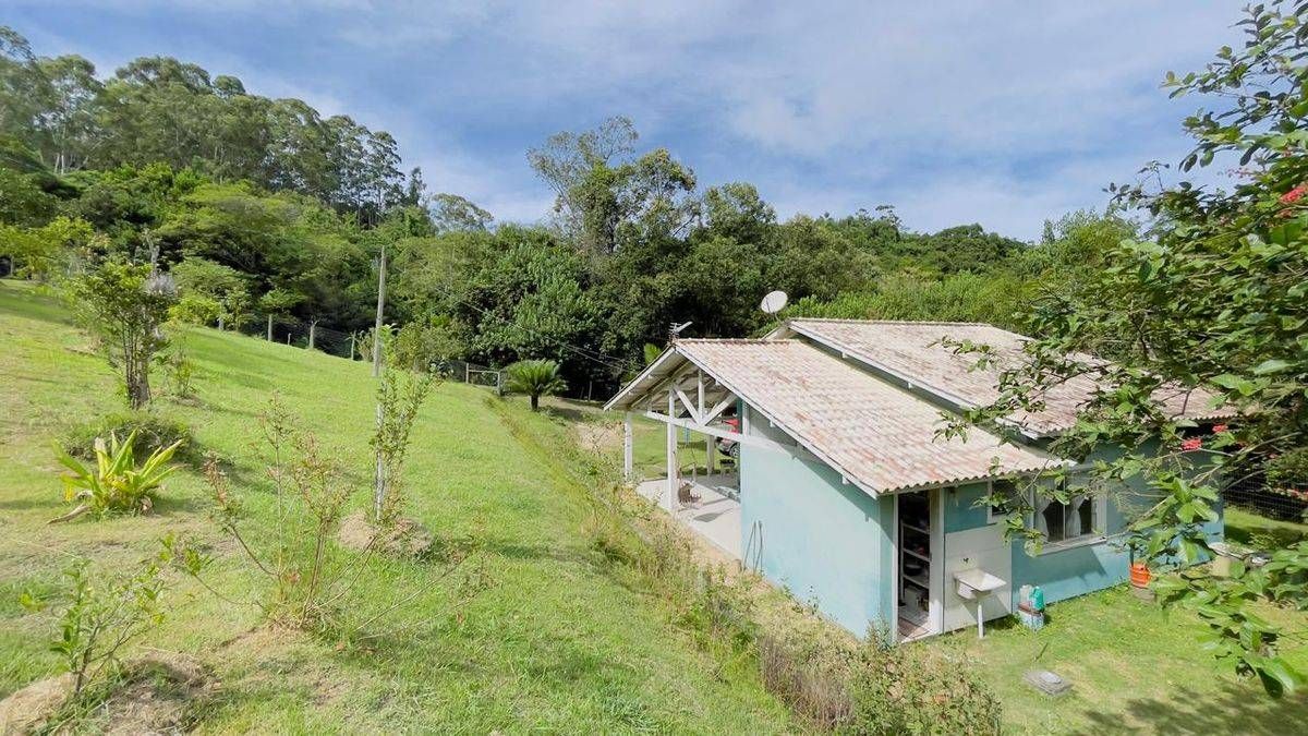 Casa com 2 Quartos e Terreno Amplo de 8.621M² em Imarui/Santa Catarina - Casa em Canguiri, Imaruí - à venda - Casa dos Imóveis Administração Imobiliária LTDA