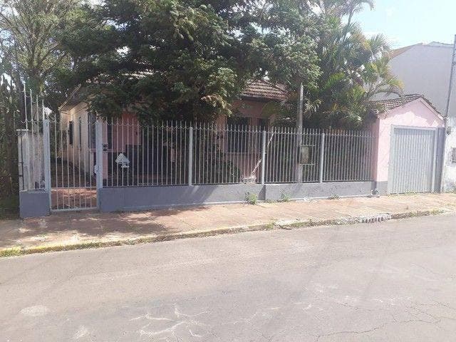 Casa com 5 dormitórios à venda, 240 m² por R$ 590.000,00 - Centro - Canoas/RS - Casa em Centro, Canoas - à venda - COELHO IMOBILIÁRIA LTDA