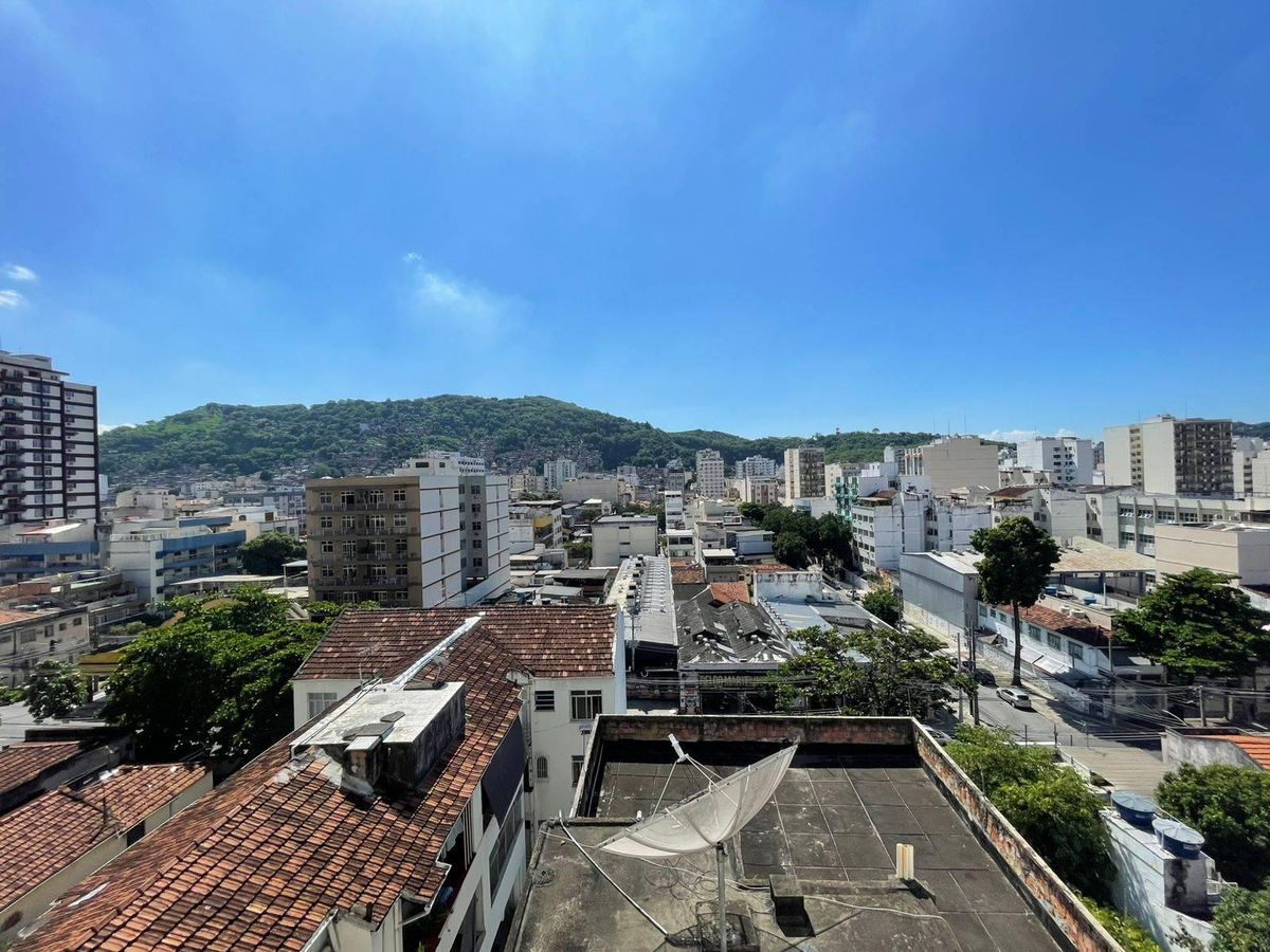 Apartamento à venda na Rua Conselheiro Paranaguá, sala 2 quartos com dependências e vaga na escritura. - Apartamento em Vila Isabel, Rio de Janeiro - à venda - MIGUEZ IMOBILIÁRIA