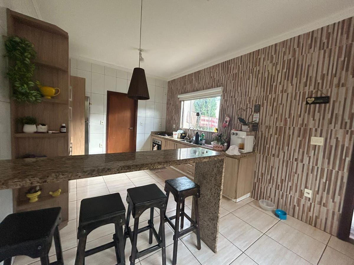 Casa com 5 quartos , Centro - Cristais Paulista - Casa em Centro, Cristais Paulista - à venda - Uniocon Negócios Imobiliários