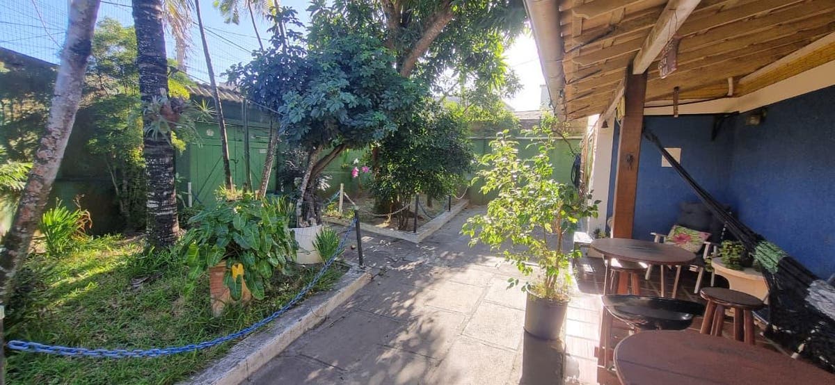 Casa independente com 03 suítes e excelente localização - Casa em Centro, Arraial do Cabo - à venda - Imobiliaria Praiana do Cabo LTDA ME