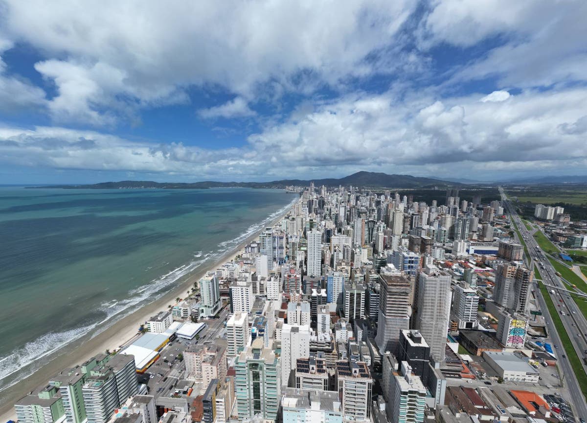 Quanto custa um apartamento em Meia Praia em 2026? Guia completo de preços