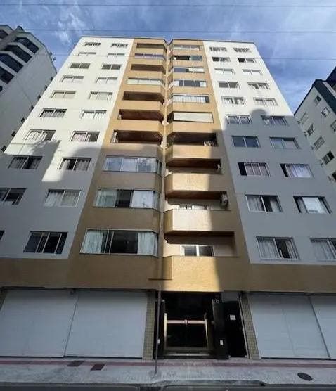 Vendas - 03 Dormitórios - Barra Sul - Balneário Camboriú - Quadra Mar - Centro - Apartamento em Barra Sul, Balneário Camboriú - à venda - TK Imóveis