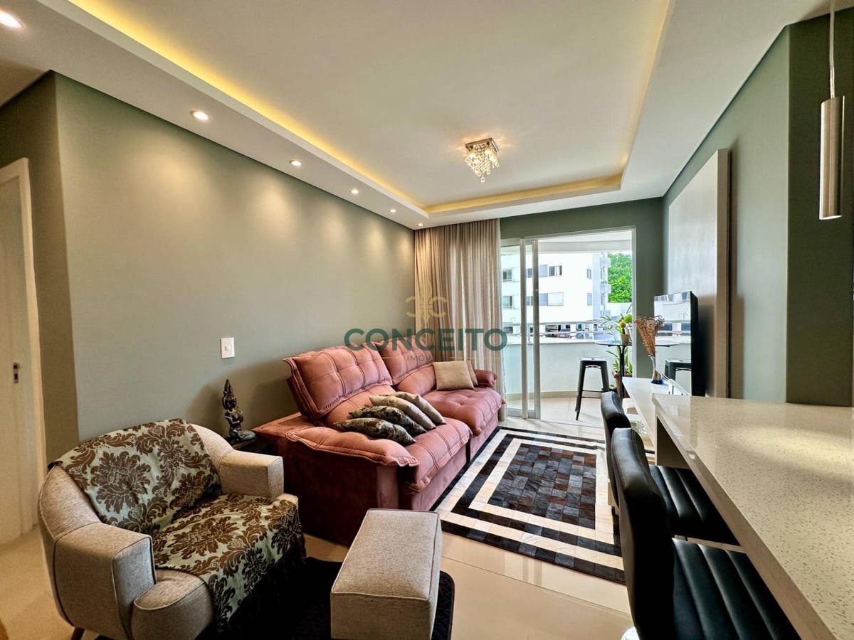 Apartamento a venda com 2 quartos, sendo 1 Suíte no bairro Capoeiras - Florianópolis R$760 mil - Apartamento em Capoeiras, Florianópolis - à venda - Conceito Imóveis