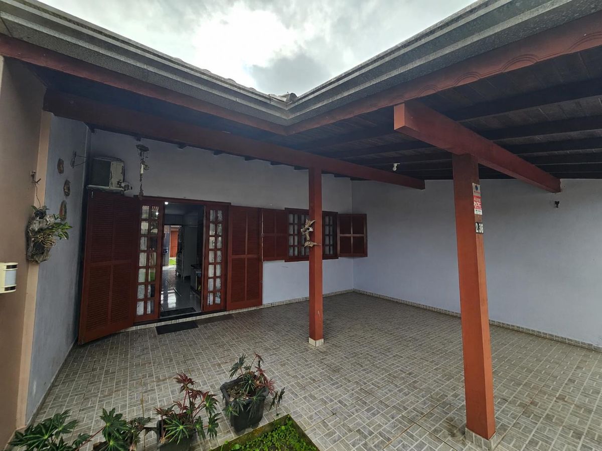 CASA A 200 METROS DA PRAIA, 2 QUARTOS SENDO 1 SUÍTE, BAL BRASÍLIA - Casa em Itapema do Norte, Itapoá - à venda - Ampla Engenharia & Imóveis