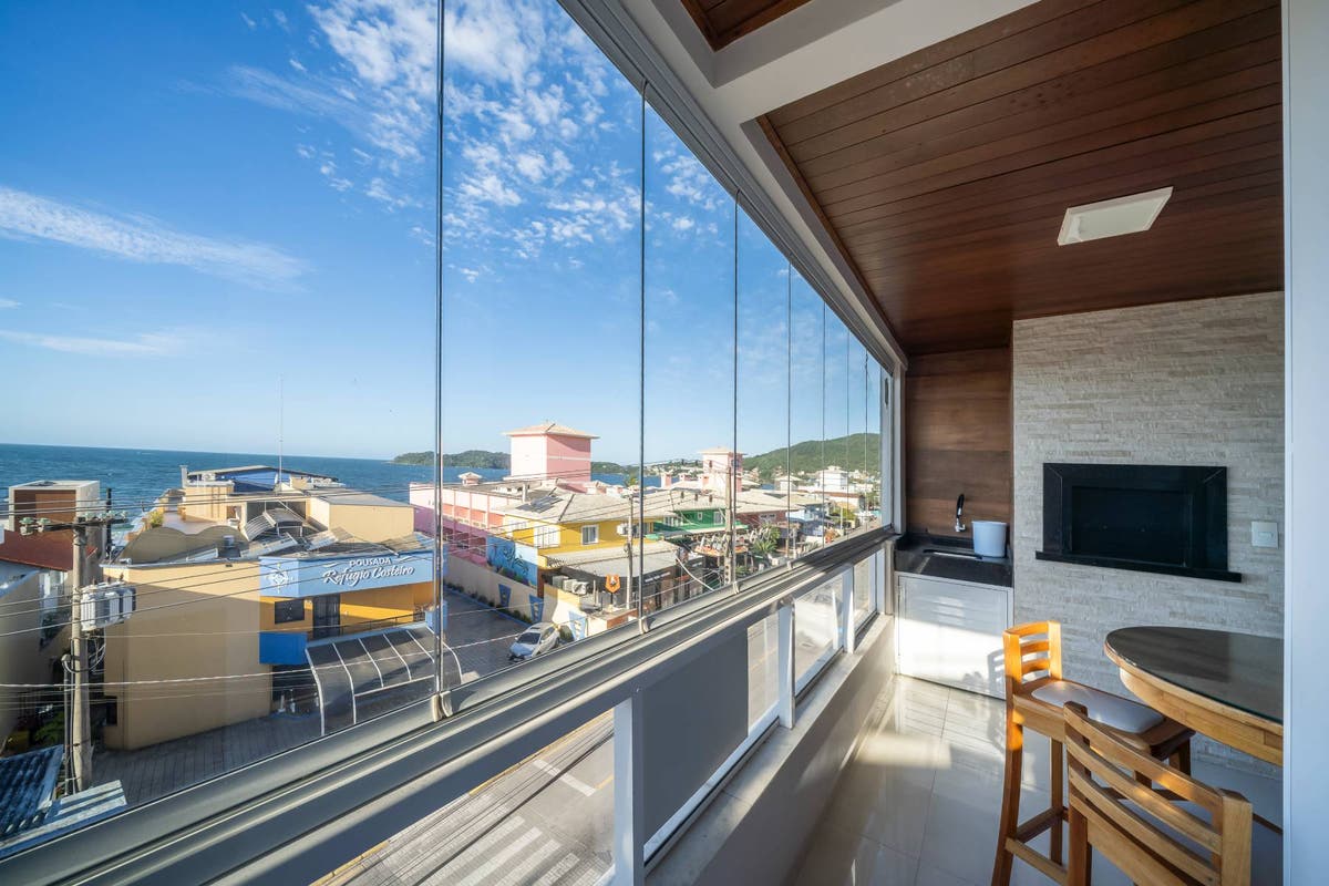 APARTAMENTO VISTA-MAR COM 3 DORMITÓRIOS NO CENTRO DE BOMBINHAS - Apartamento em Centro, Bombinhas - à venda - Imobiliária KS