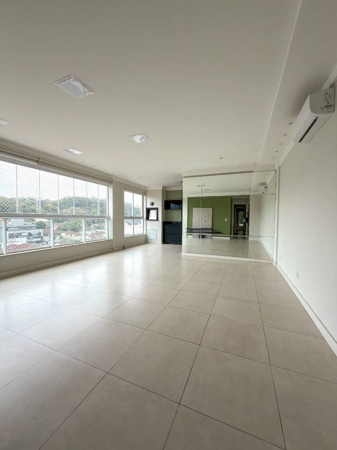Apartamento no Centro com 1 Suíte + 2 Quartos Prédio Completo - Apartamento em Jaraguá Esquerdo, Jaraguá do Sul - à venda - Imobiliária SMART