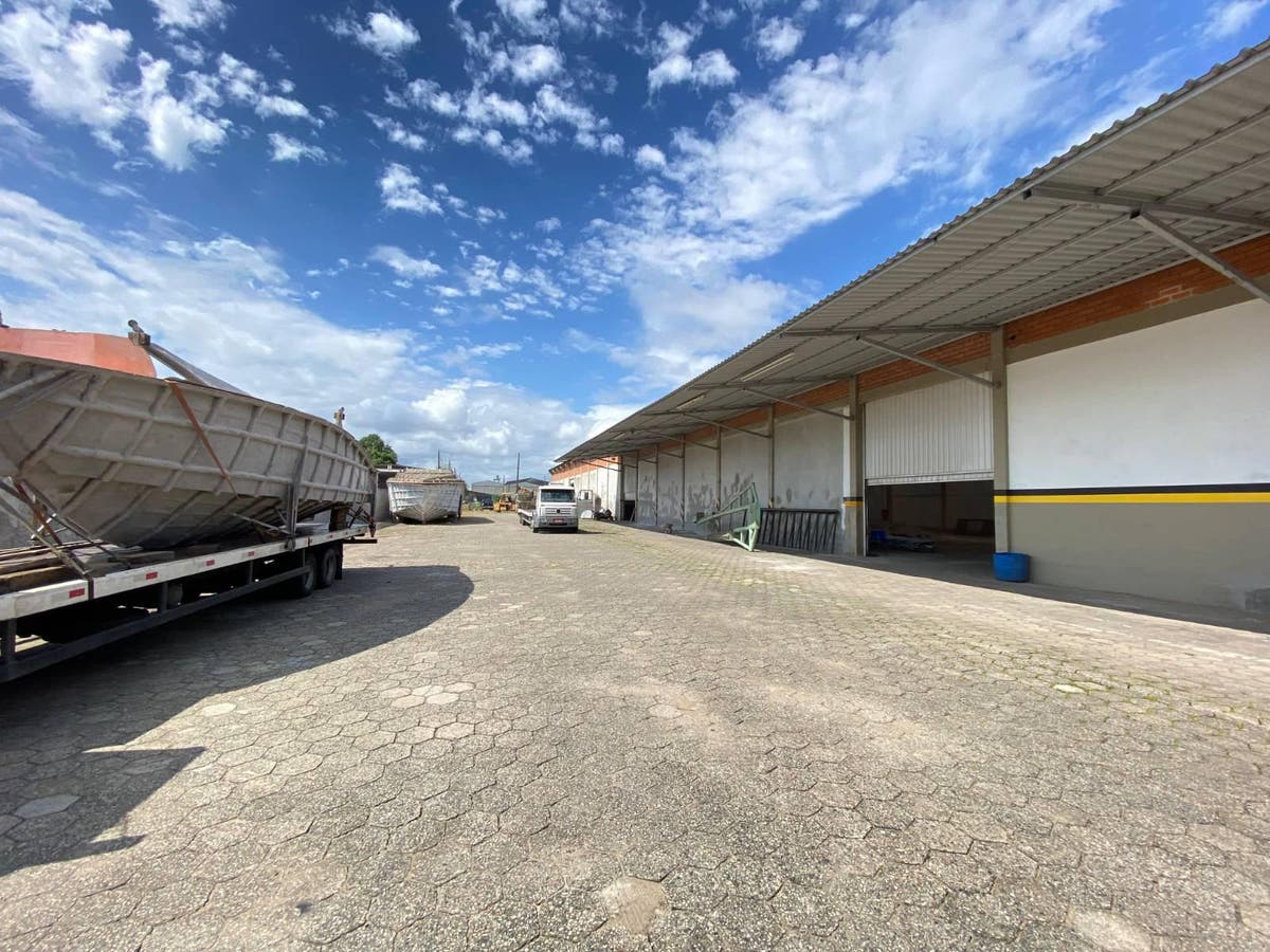 Galpão com 2.000m² para locação | Barra do Rio Itajaí - Galpão em Barra do Rio, Itajaí - para locação - TAB Imóveis