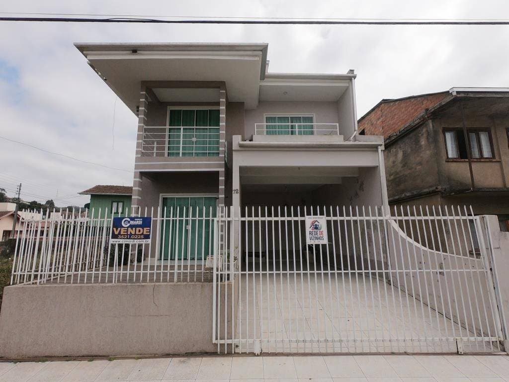 Casa de Alvenaria - Venda - 03 dormitórios - 227m2 - Esquina - Rua Almirante Tamandaré - Canoas - Rio do Sul - Casa em Canoas, Rio do Sul - à venda - Cifra Imóveis e Empreendimentos Imobiliários