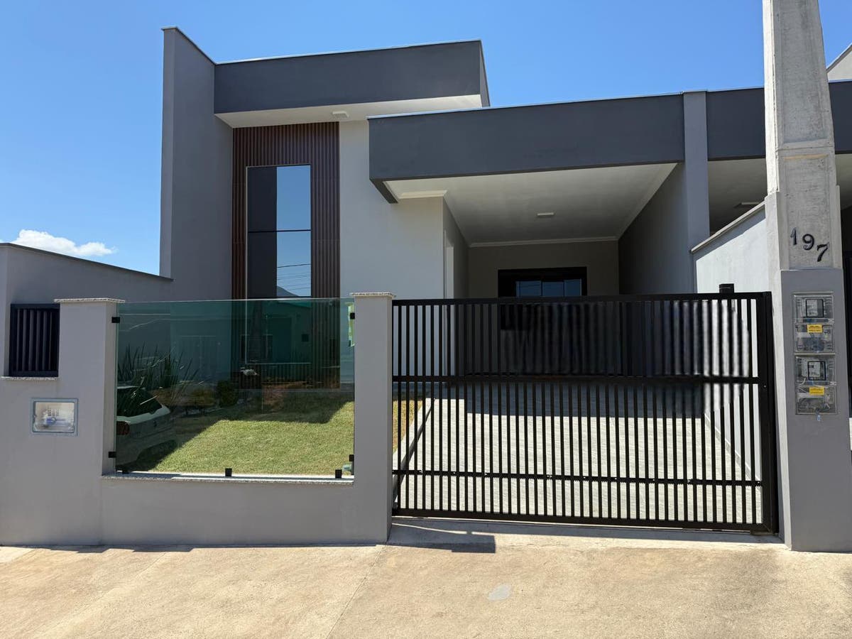 Casa REF 6468 - Casa em Nereu Ramos, Jaraguá do Sul - à venda - HAUS IMÓVEIS LTDA