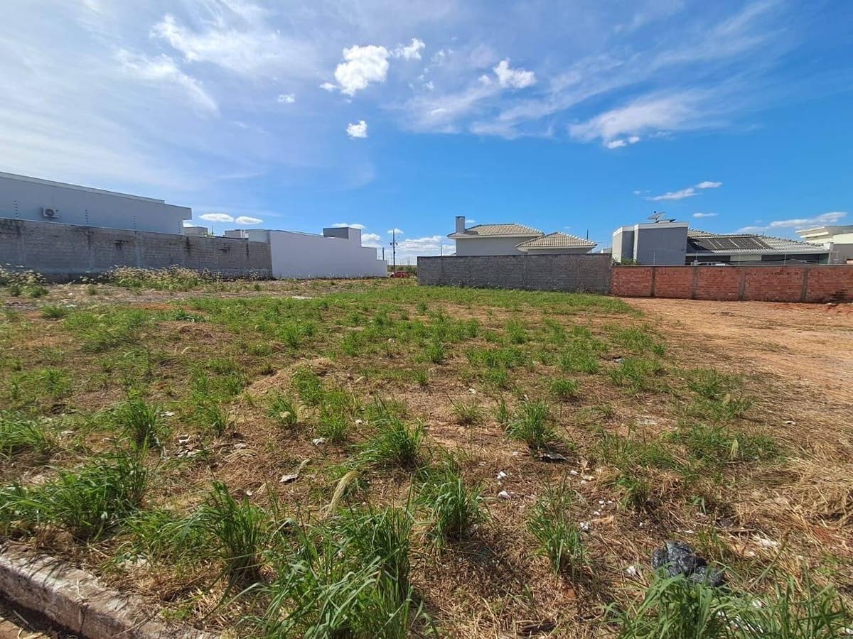 Lote/Terreno em