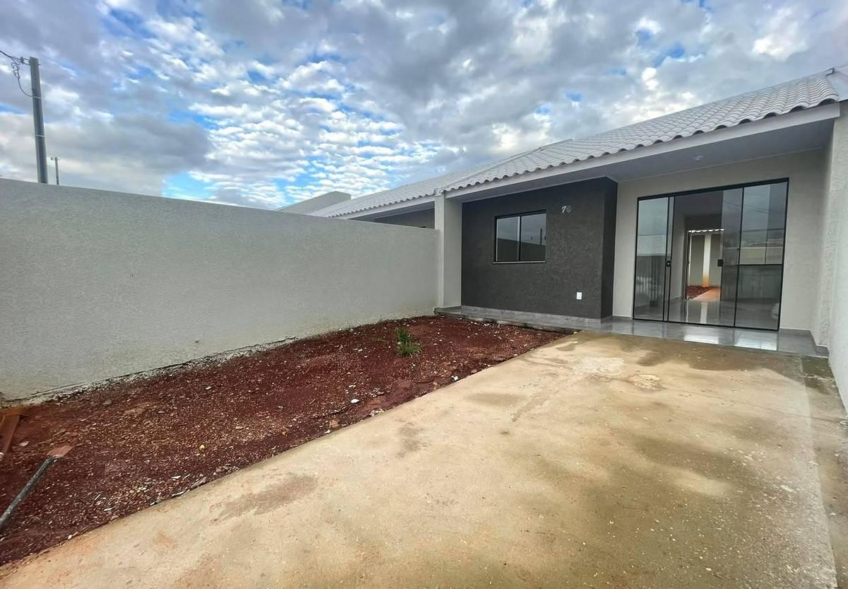 Residência - Cará-Cará - Casa em Cará-cará, Ponta Grossa - à venda - GH Imóveis