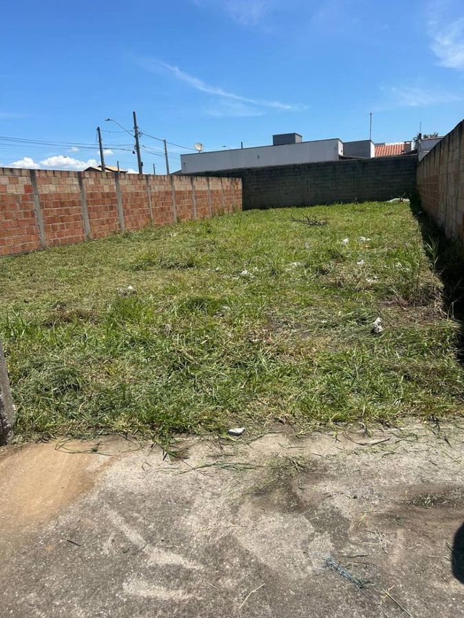 Lote/Terreno à Venda, Loteamento Residencial e Comercial Araguaia - Pindamonhangaba - Lote/Terreno em Loteamento Residencial e Comercial Araguaia, Pindamonhangaba - à venda - EDSON DERRICO IMOVEIS LTDA