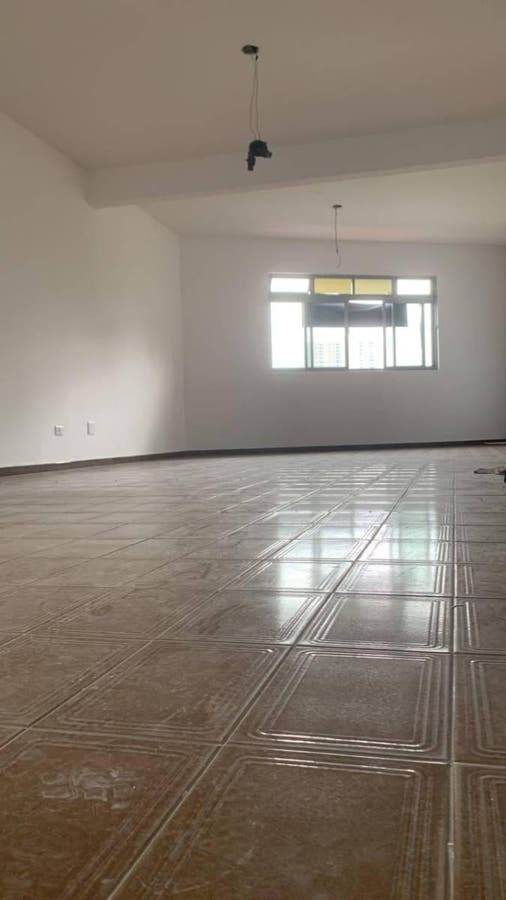 Comercial 60m² em Santos/Encruzilhada com Piso Frio, pronto para Alugar! - Comercial em Encruzilhada, Santos - para locação - Aliança Imóveis Gonzaga LTDA