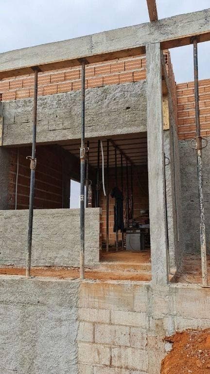 🏠, Casa, Venda , 600.000,00 , Parque Real, Pouso Alegre - Mg, com 3 Quartos, 1 Suíte, 1 Banheiro, 2196 ~ Ca0621 - Casa em Parque Real, Pouso Alegre - à venda - IMOBILIÁRIA VLT IMÓVEIS LTDA