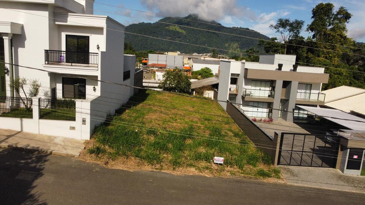 Terreno em localização privilegiada no bairro Barra do Rio Cerro - Lote/Terreno em Barra do Rio Cerro, Jaraguá do Sul - à venda - MAVIC IMÓVEIS