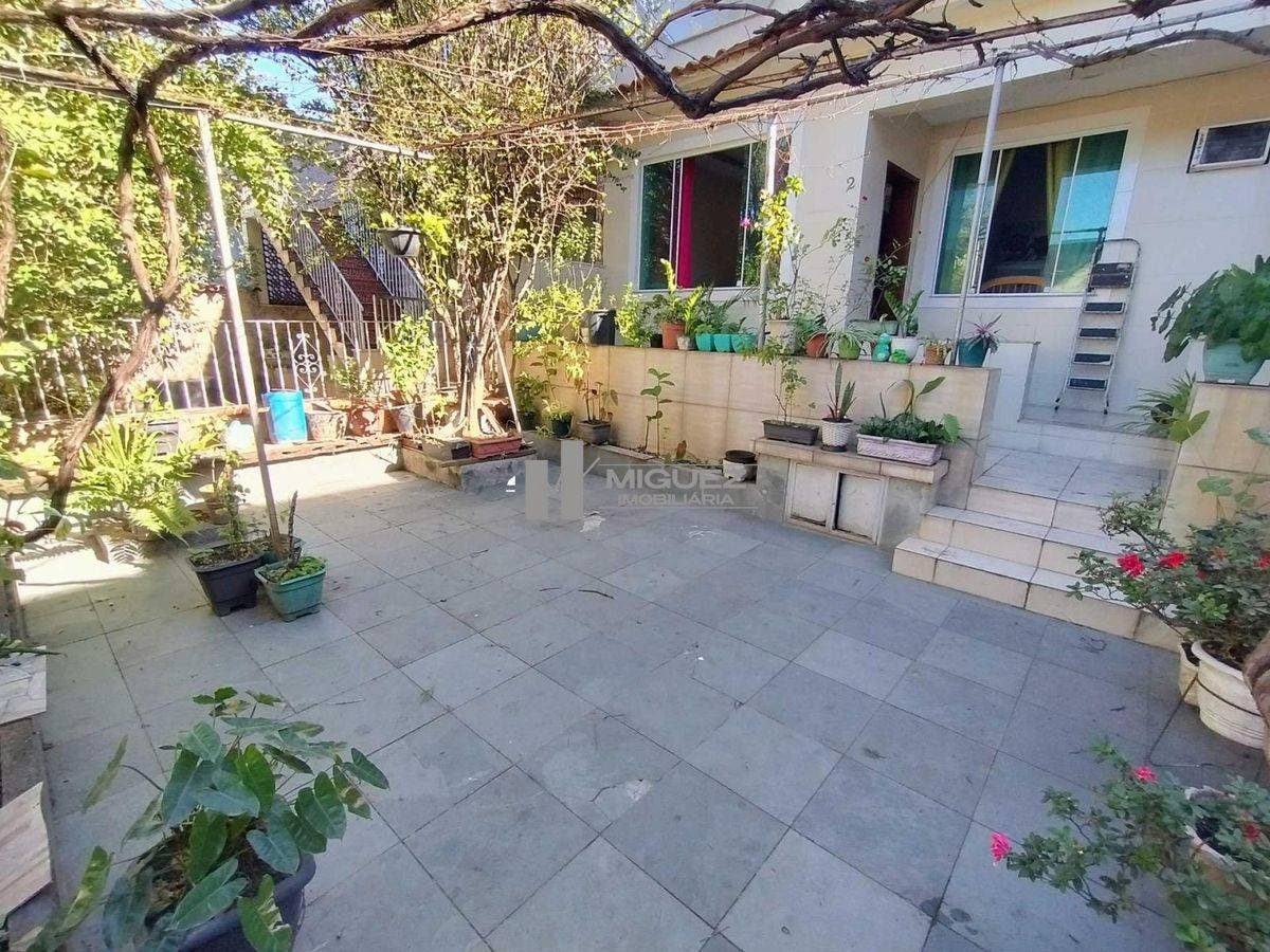 Casa modernizada com 4 quartos, terraço com lance de escada, 162 m² — São Cristóvão - Apartamento em São Cristóvão, Rio de Janeiro - à venda - MIGUEZ IMOBILIÁRIA