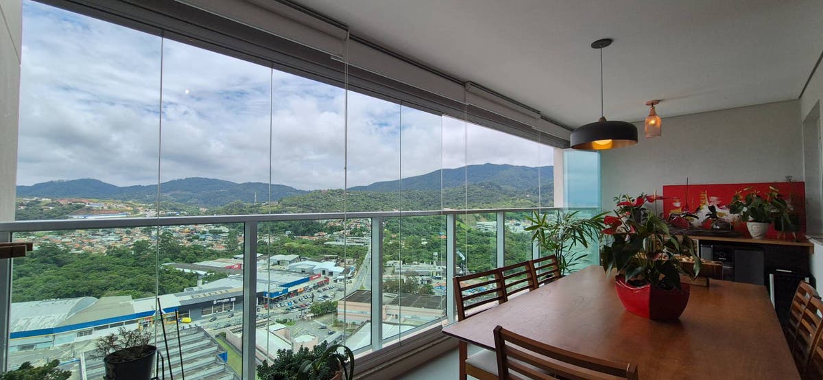 VENDO APARTAMENTO PASSEO 3 SUÍTES 116M, REFORMADO, VARANDA GOURMET - Apartamento em Vila Mogilar, Mogi das Cruzes - à venda e para locação - ComBrasil Negócios Imobiliários Ltda