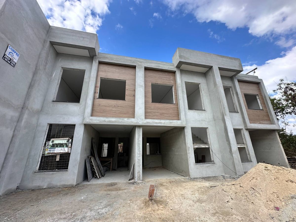 Lindas Casas Duplex em Construção no Senhora das Graças em Betim - Casa Geminada em Senhora das Graças, Betim - à venda - Via M Empreendimentos Imobiliários Ltda