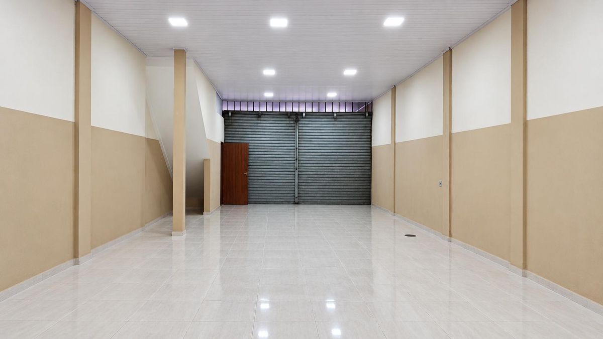 SALÃO - LOCAÇÃO - 120M² - BATISTINI - SBC - Comercial em Batistini, São Bernardo do Campo - para locação - VENANCIO INTELIGENCIA IMOBILIARIA LTDA ME