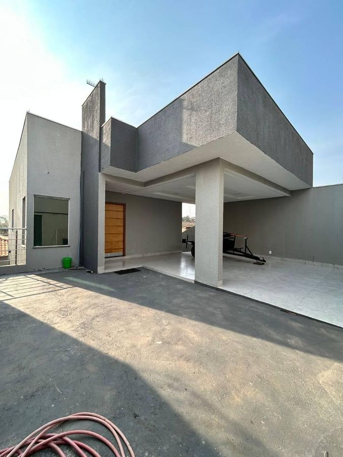 Casa com 3 Quartos e Suíte Master - Bairro Itamaraty | Anápolis/GO - Casa em Itamaraty, Anápolis - à venda - DOMUS IMOBILIARIA LTDA