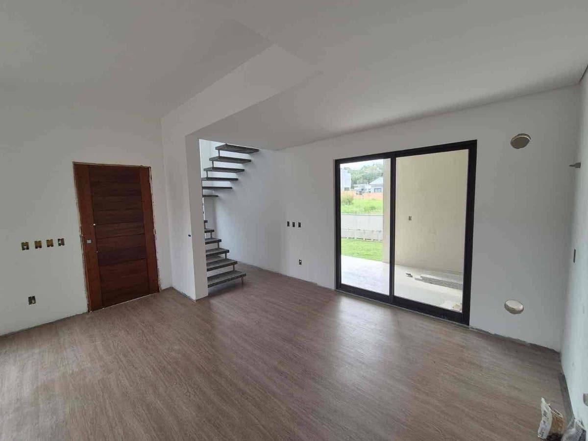 Sobrado à Venda, Parque Residencial Bela Vista, Palhoça, SC - Sobrado em Bela Vista, Palhoça - à venda - Madri Imóveis ltda